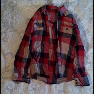 Cute plaid shirt ♥️